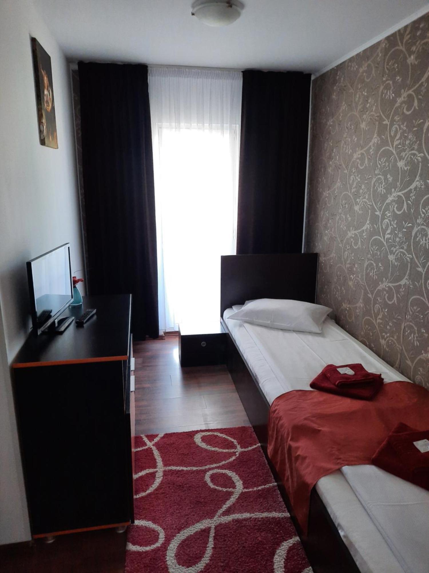 Pensiunea D&D Făgăraş Quarto foto