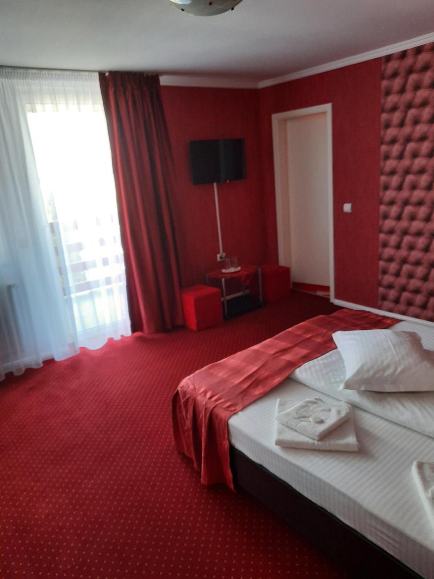 Pensiunea D&D Făgăraş Quarto foto